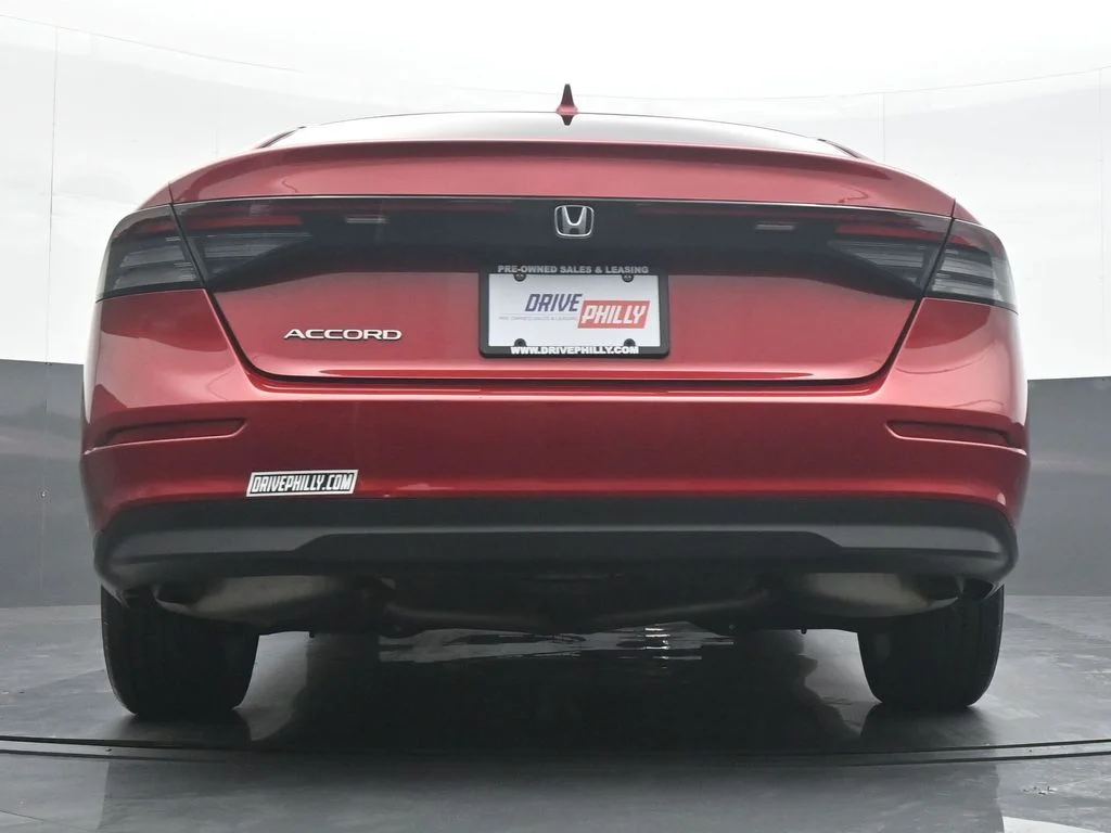 Used 2024  Honda EX image 29