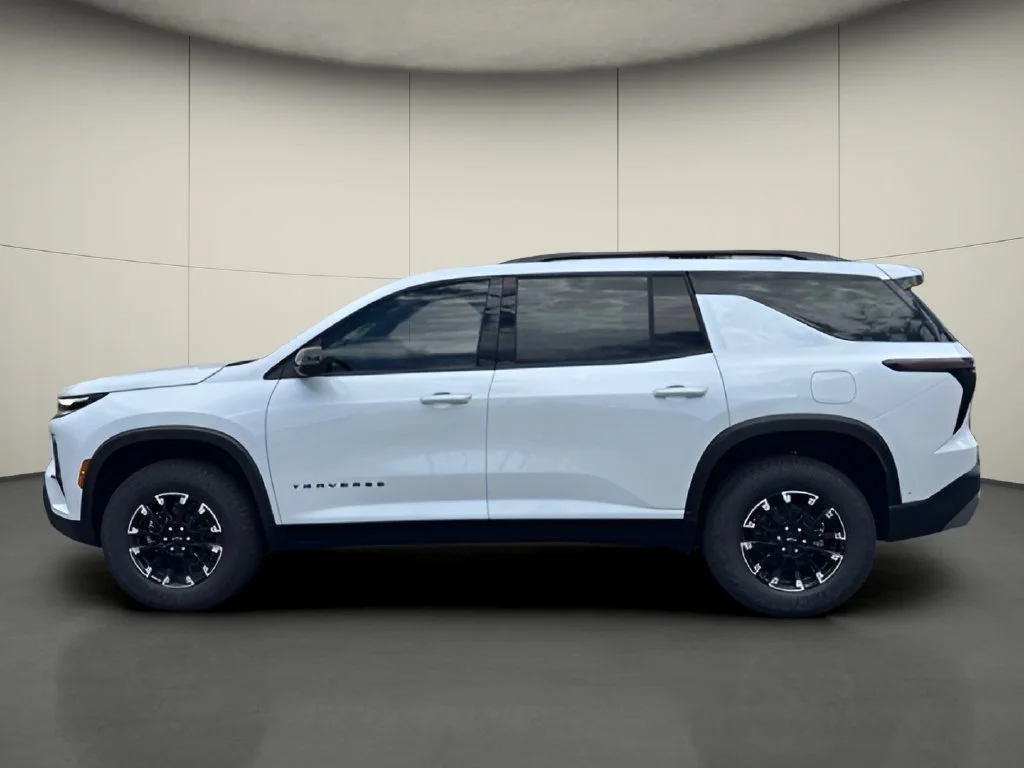 New 2026 Polar White Tricoat Chevrolet Z71 image 2
