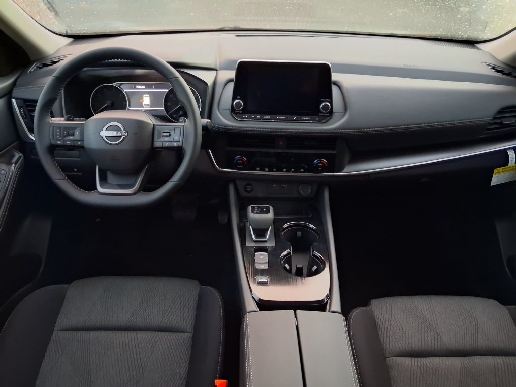 New 2027 Black Nissan SV image 6