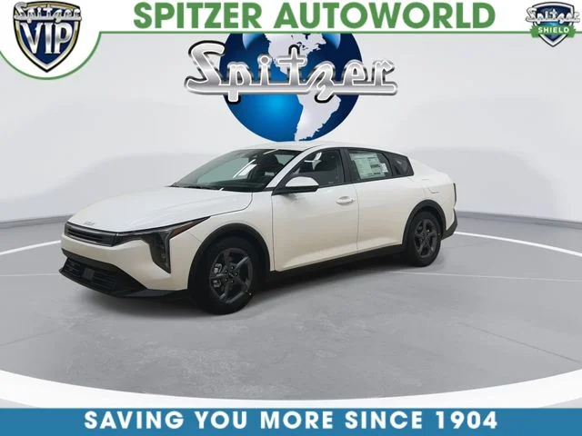New 2026 Snow White Pearl Kia LXS image 4