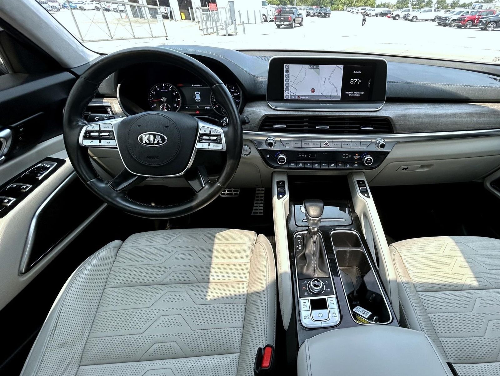 Used 2021 White Kia SX image 13