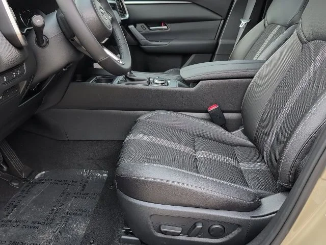 Used 2026 Beige/tan Mazda 2.5 S Meridian Edition image 12