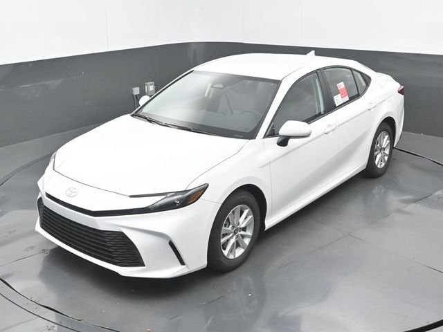 New 2026 Ice Cap Toyota LE image 29