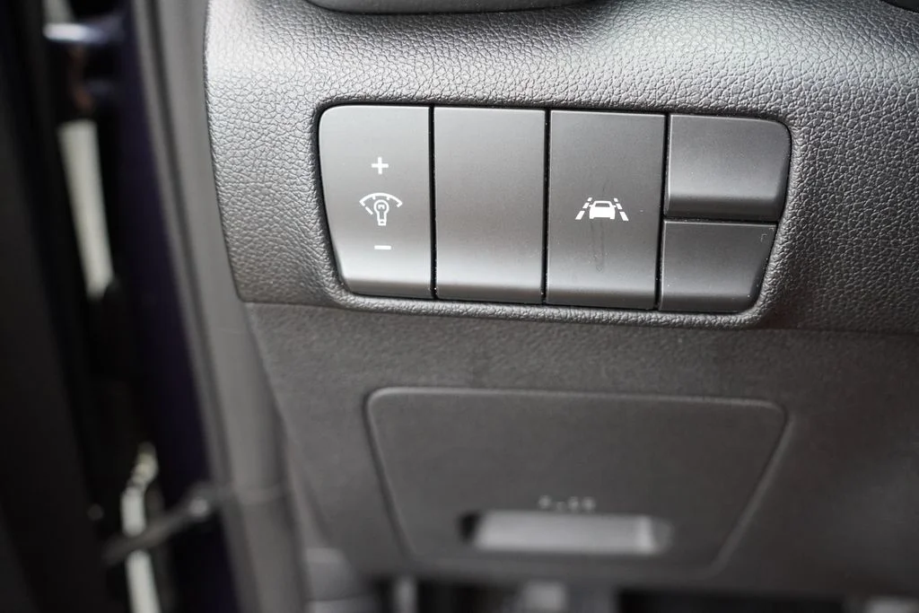 Certified Used 2020 Pacific Blue Kia LX image 22