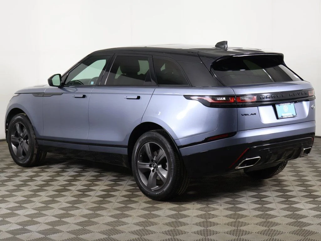 Used 2023 Byron Blue Metallic Land Rover R-Dynamic S MHEV image 13