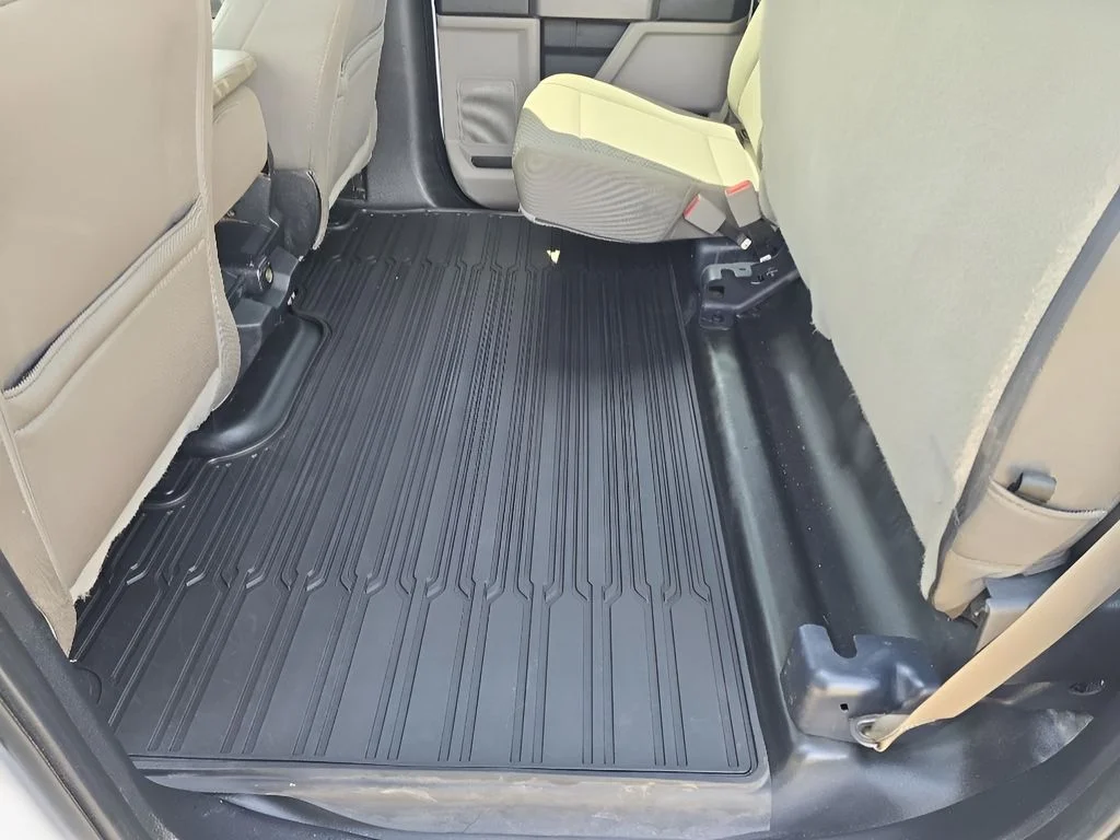 Used 2019 White Ford  image 29