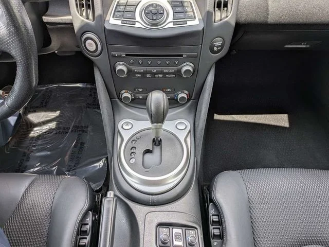 Used 2014 Red Nissan Touring image 14