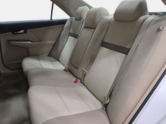 Used 2012 White Toyota XLE image 13