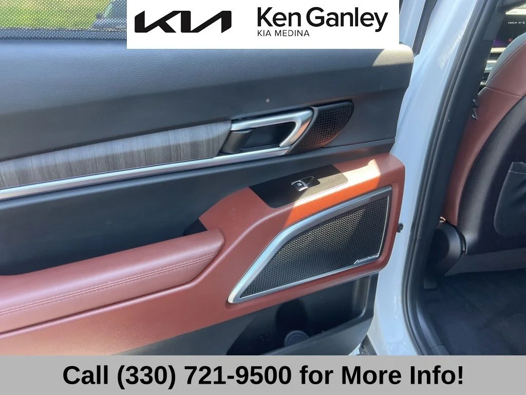 Certified Used 2024 White Kia SX image 49