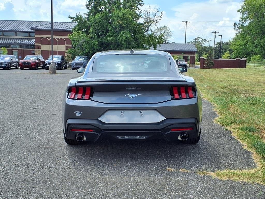 2025 Ford Mustang EcoBoost Premium Fastback - Photo 17