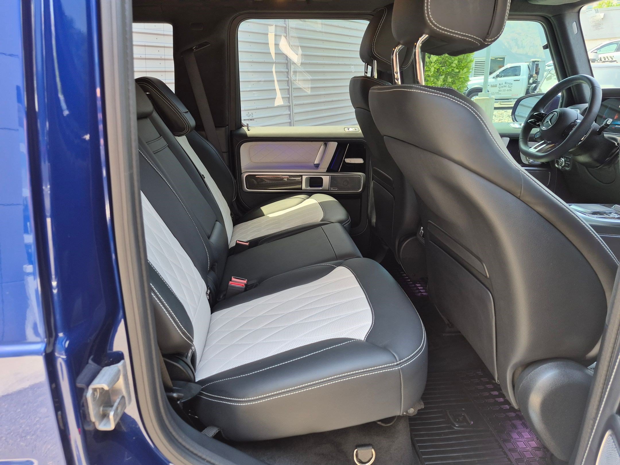 Used 2025 Brilliant Blue Metallic Mercedes-Benz AMG® G 63 image 28