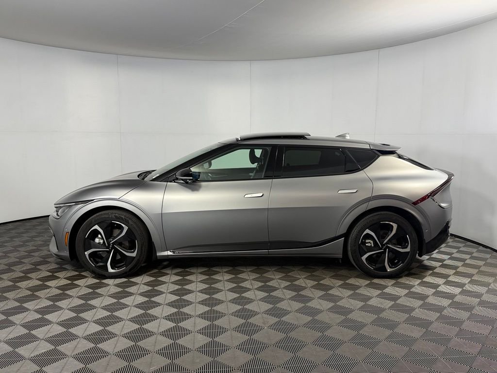 Used 2024 Gray Kia GT-Line image 11