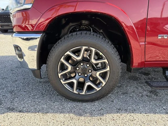 New 2027 Molten Red Pearl-Coat Exterior Paint RAM Laramie image 33
