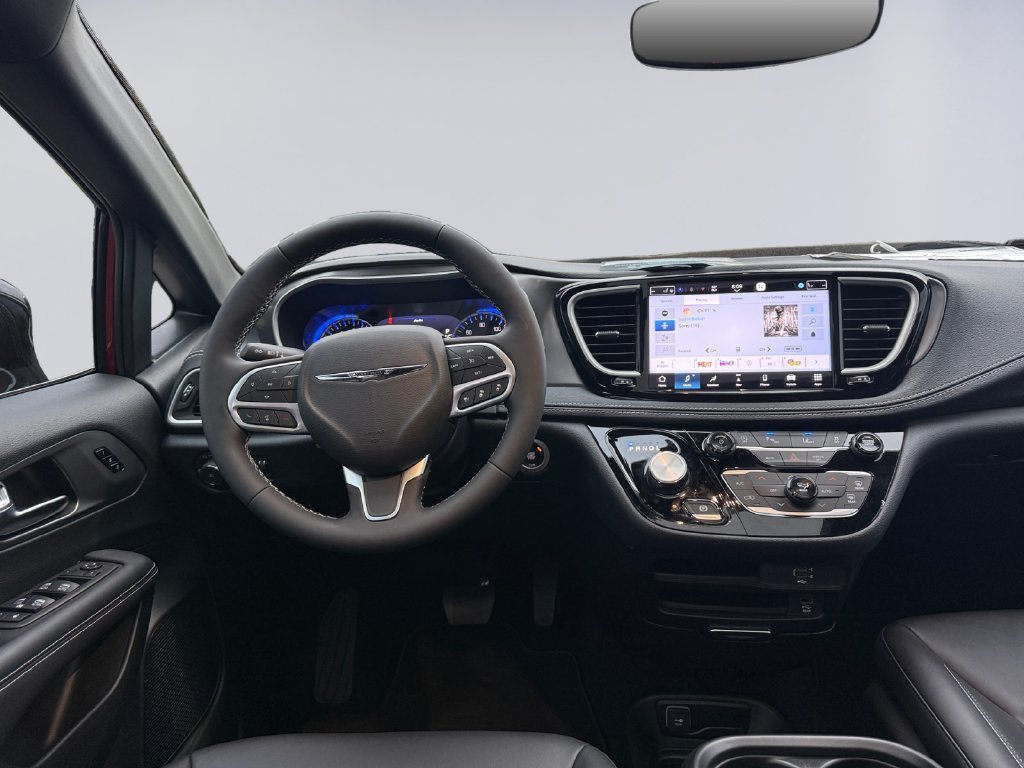 2026 Chrysler Pacifica Select - Photo 14