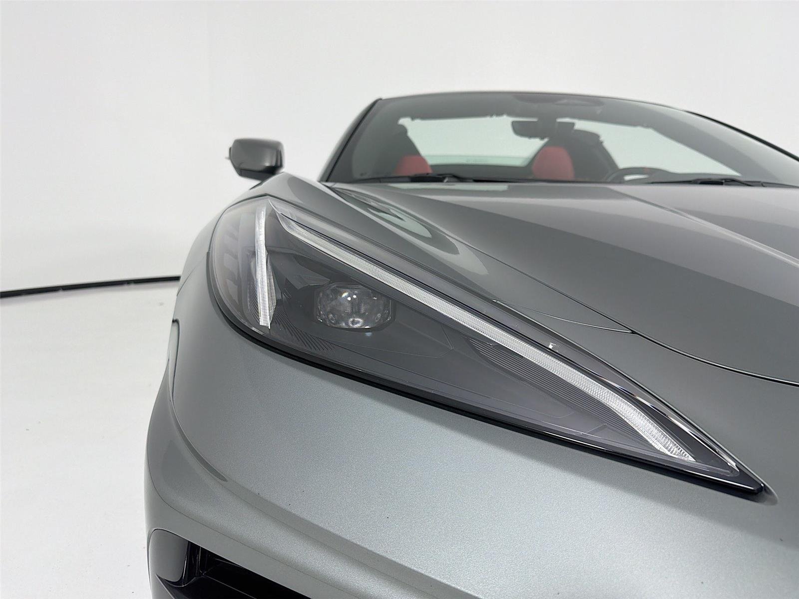 Used 2024 Hypersonic Gray Metallic Chevrolet 2LT image 33
