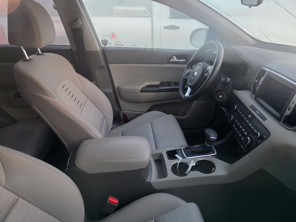 Used 2018 Black Cherry Kia LX image 5