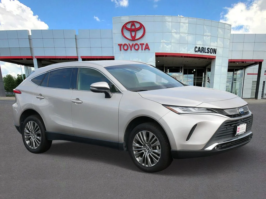 Certified 2022 Toyota Venza Limited with VIN JTEAAAAHXNJ092646 for sale in Minneapolis, Minnesota