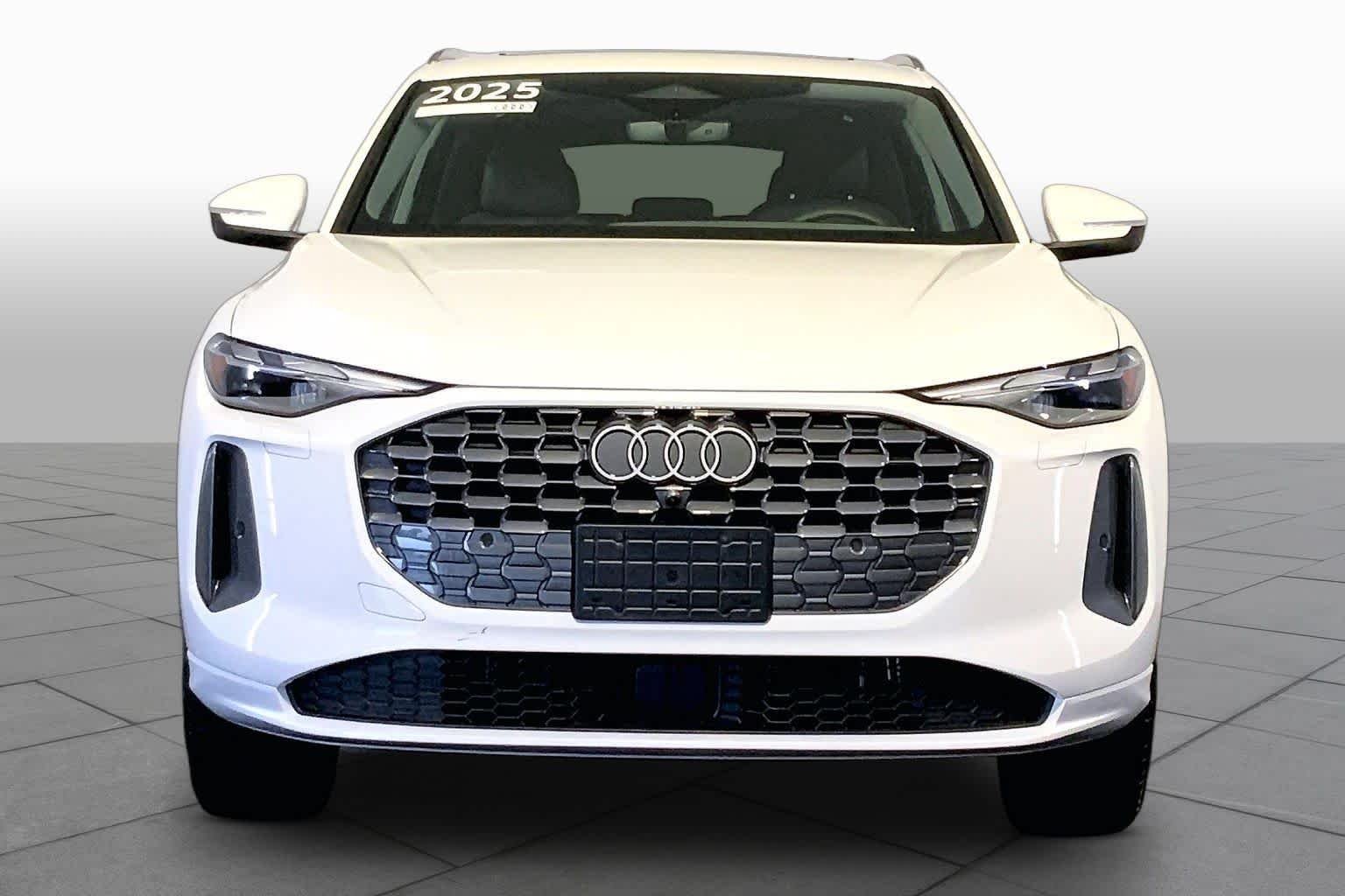Used 2025 Glacier White Metallic Audi Premium image 4