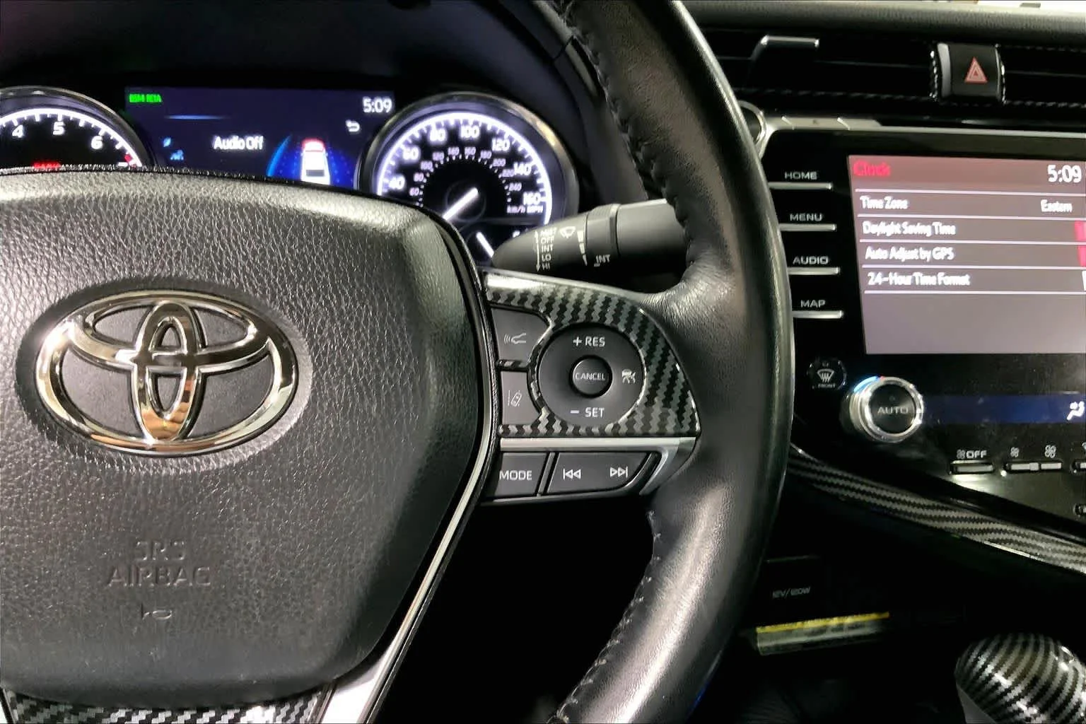 Certified Used 2019 Predawn Gray Mica Toyota XLE image 25