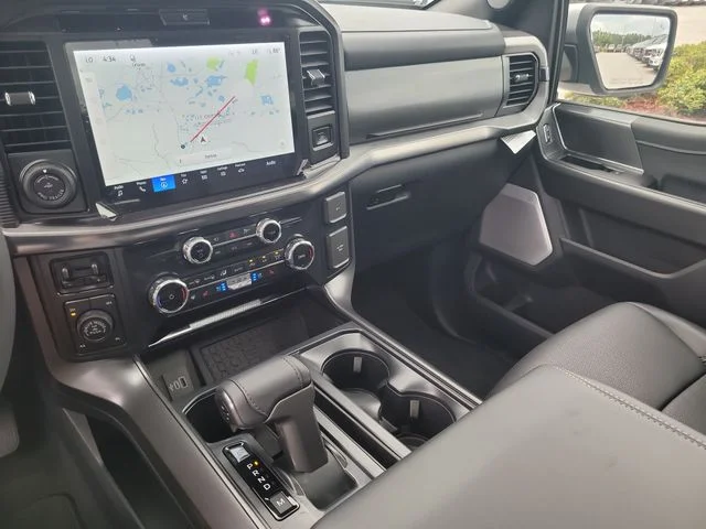 New 2026 Silver Metallic Ford Lariat image 25