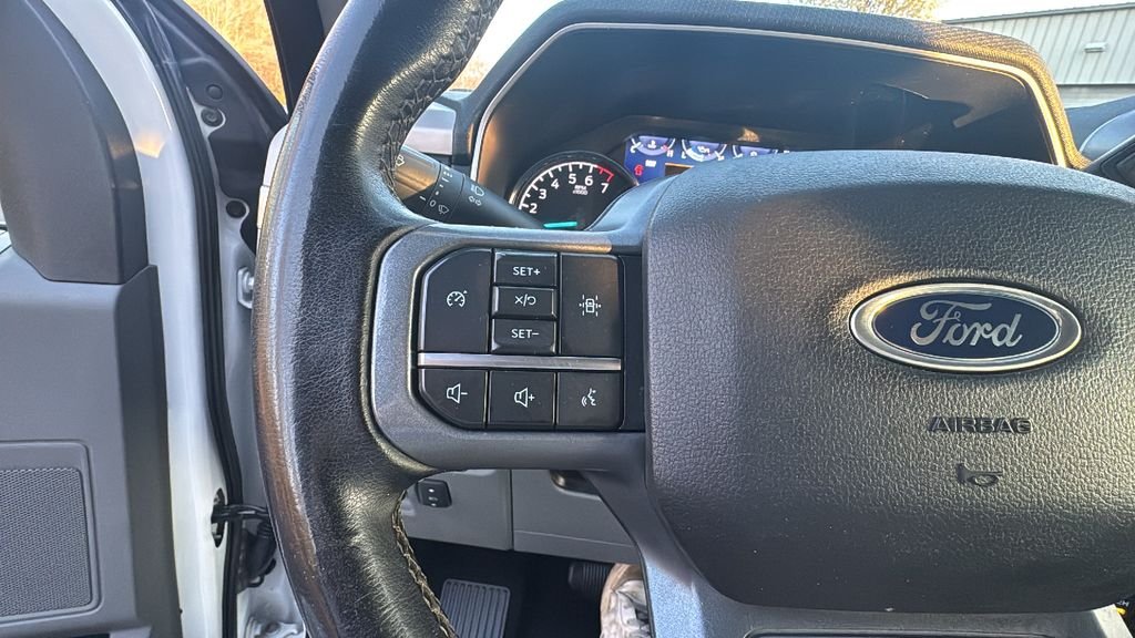 Used 2023 Oxford White Ford XLT image 17