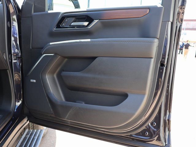 2026 GMC Yukon Elevation - Photo 10
