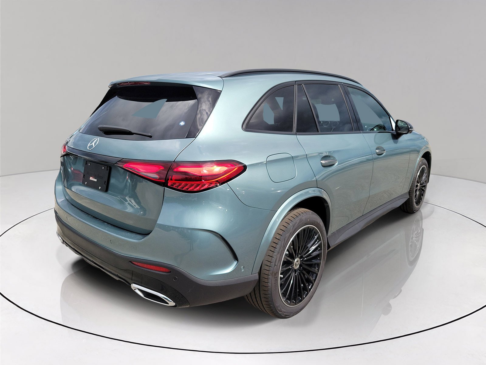 New 2027 Verde Silver Metallic Mercedes-Benz GLC 300 image 36