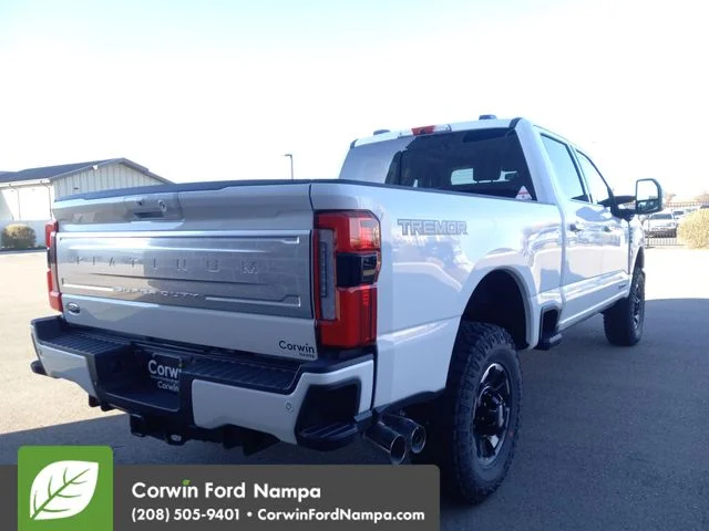 New 2026 Star White Metallic Tri-Coat Ford Platinum image 3