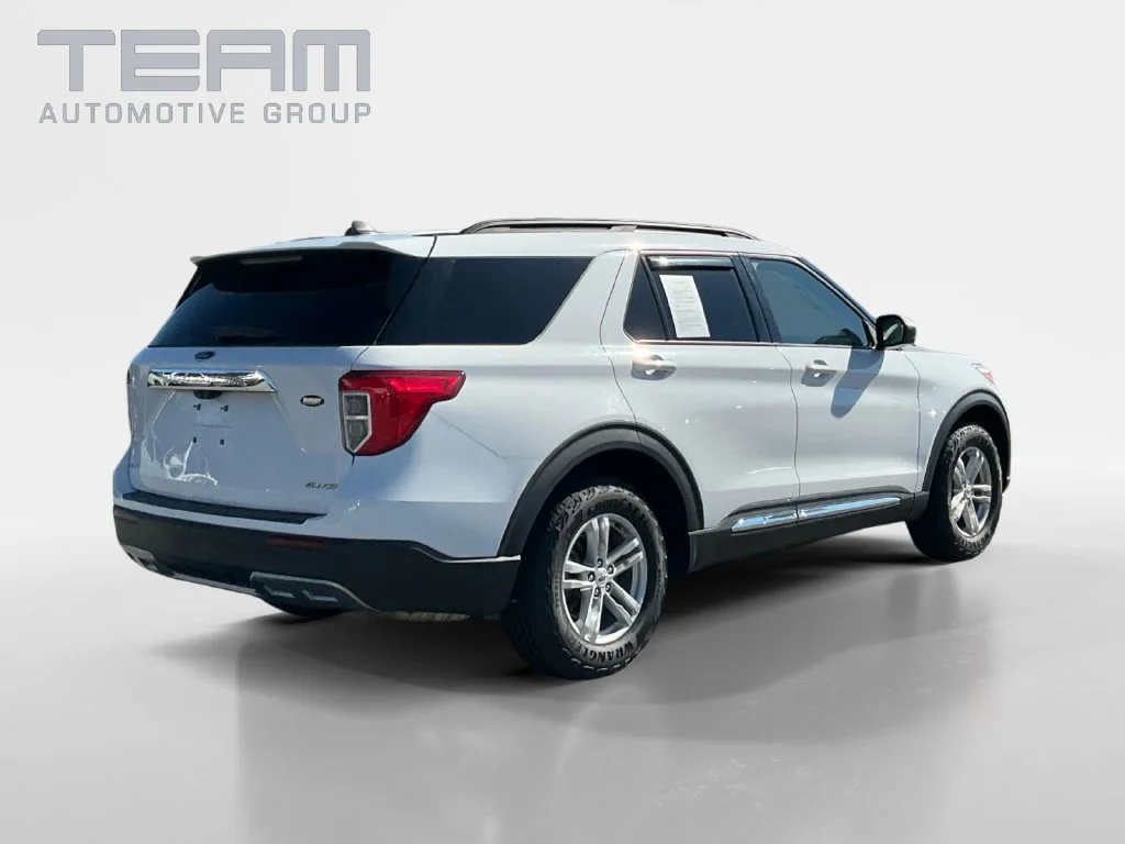 Used 2023 White Ford XLT image 7