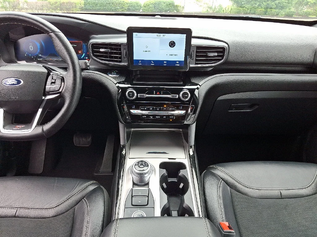 Used 2021 Blue Ford ST image 16