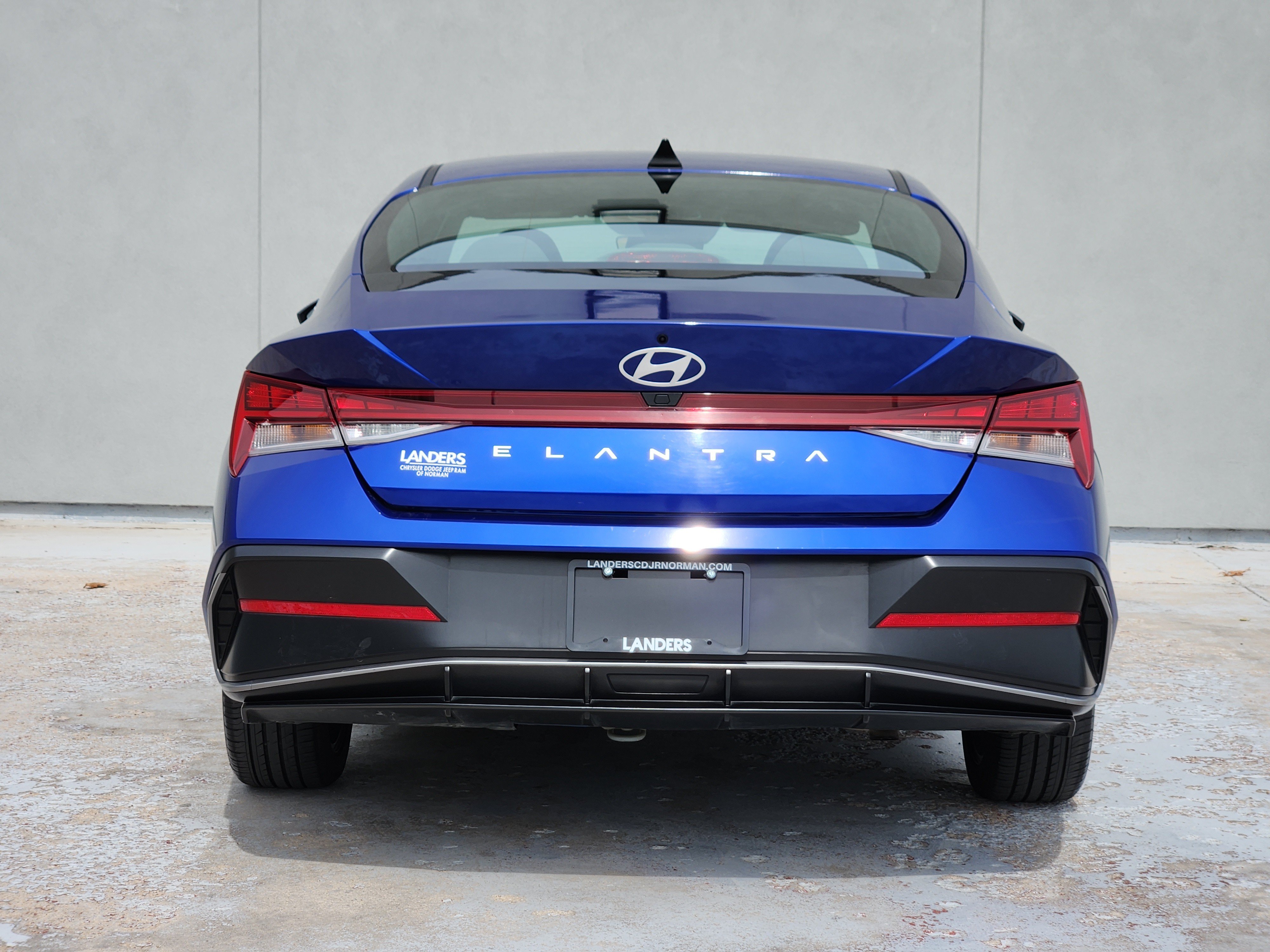 Used 2025 Intense Blue Hyundai SEL Convenience image 7