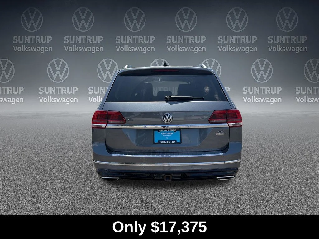 Used 2019  Volkswagen SEL Premium image 4