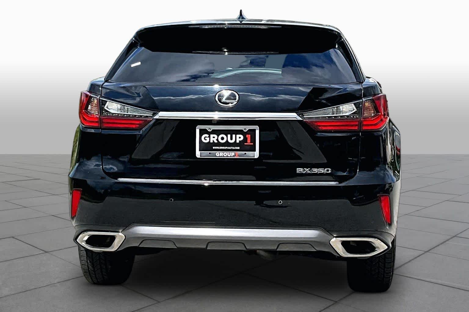 Used 2019 Obsidian Lexus  image 5