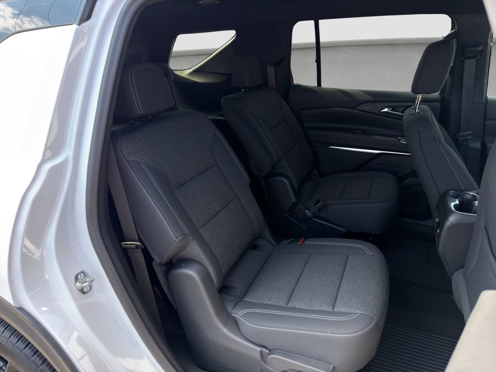 New 2026 Summit White Chevrolet LT image 19