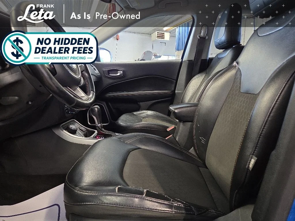 Used 2019 Blue Jeep Latitude image 14