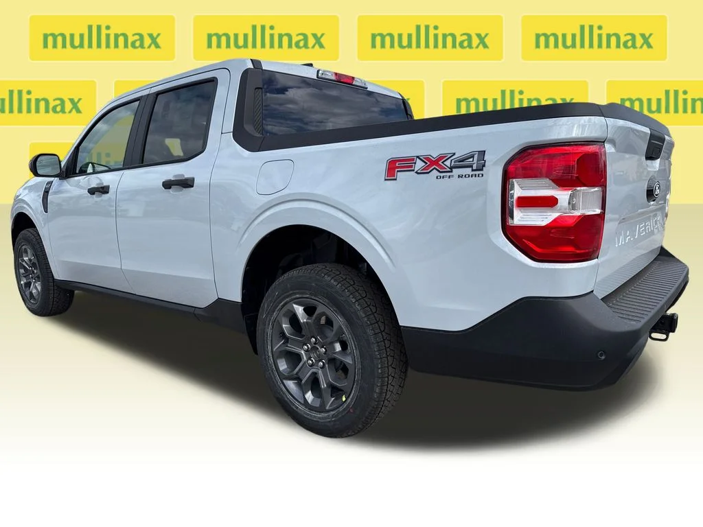 New 2026 White Ford XLT image 4