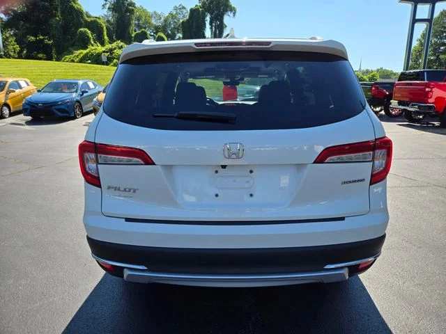 Used 2019 White Honda Touring image 7