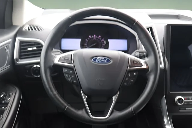 Used 2024 Gray Metallic Ford Titanium image 25
