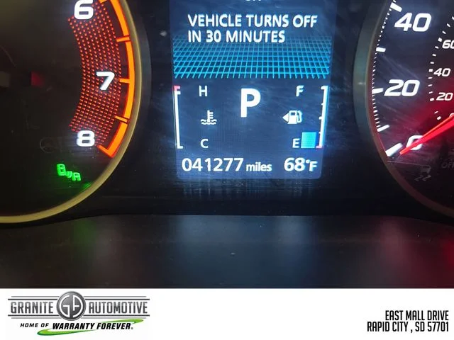 Used 2025 Red Mitsubishi SE image 17