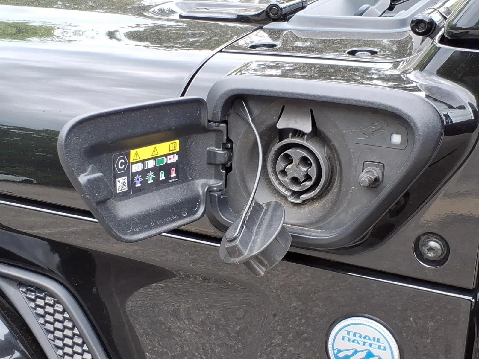 Used 2023 Black Clearcoat Jeep Sahara image 12