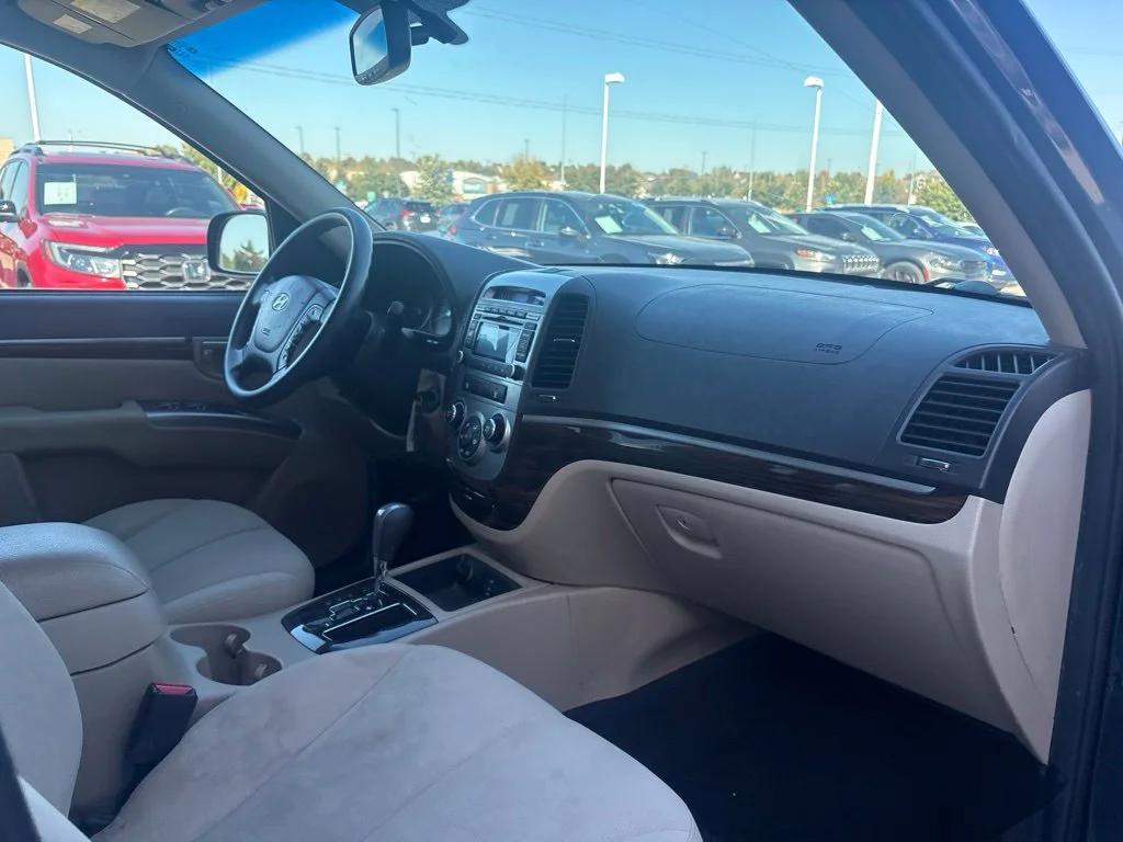 Used 2012 Blue Hyundai GLS image 21