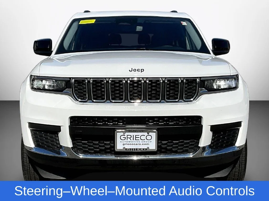 Used 2023 Bright White Clearcoat Jeep Laredo image 2