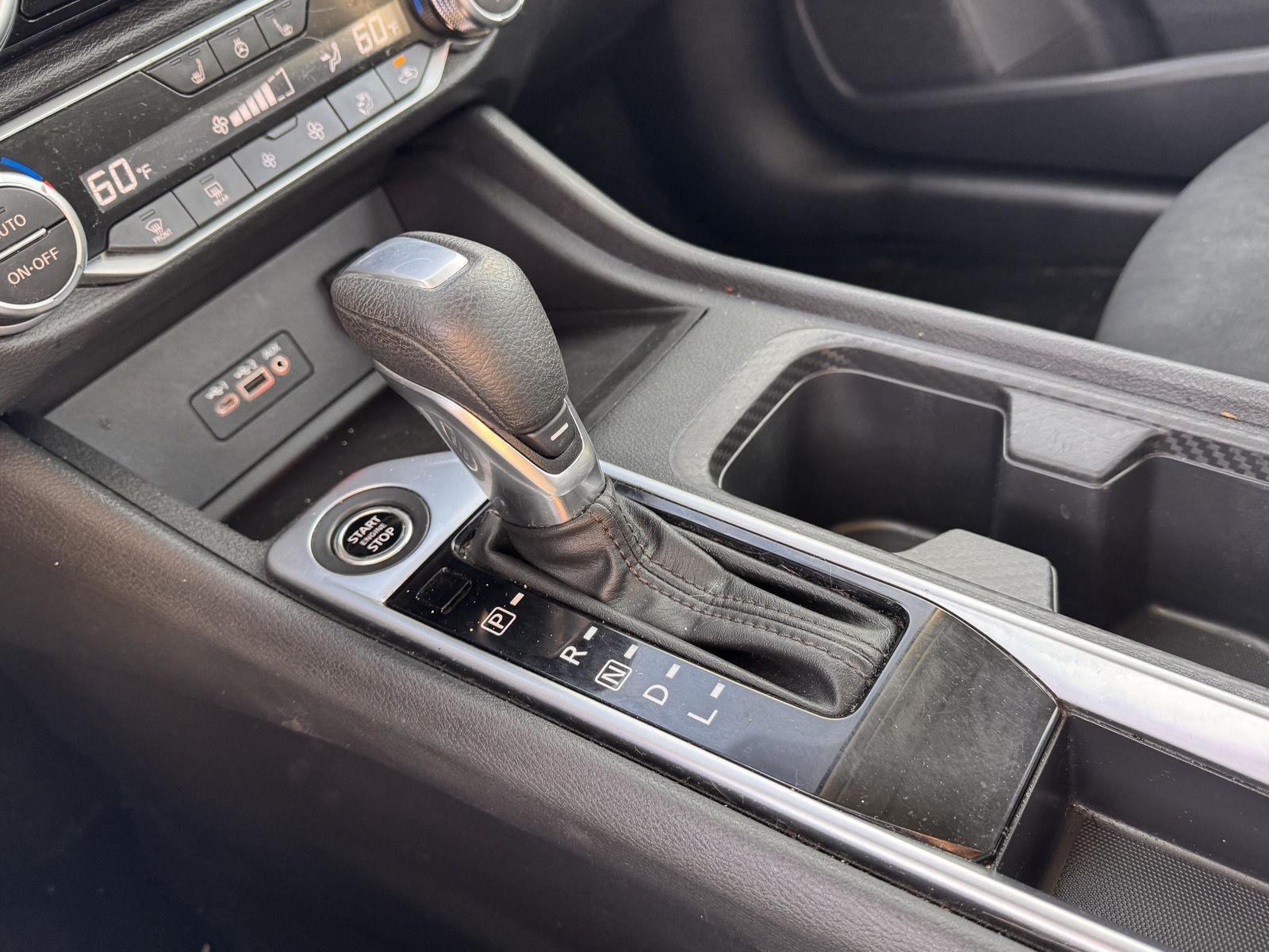 2023 Nissan Sentra SV - Photo 18