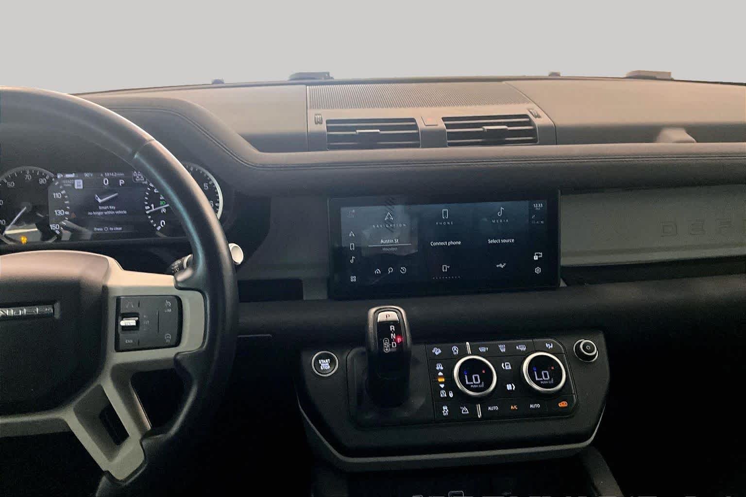 Used 2022 Hakuba Silver Metallic Land Rover  image 6