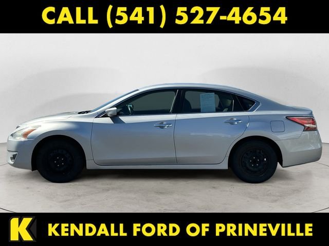 Used 2015 Nissan Altima S with VIN 1N4AL3AP2FC182970 for sale in Bend, OR