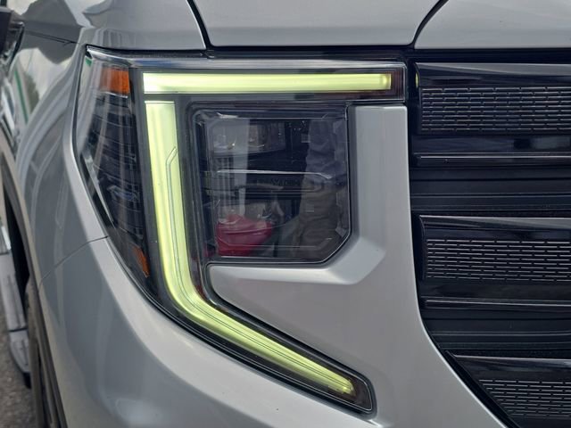 Certified Used 2022 Quicksilver Metallic GMC Elevation image 10