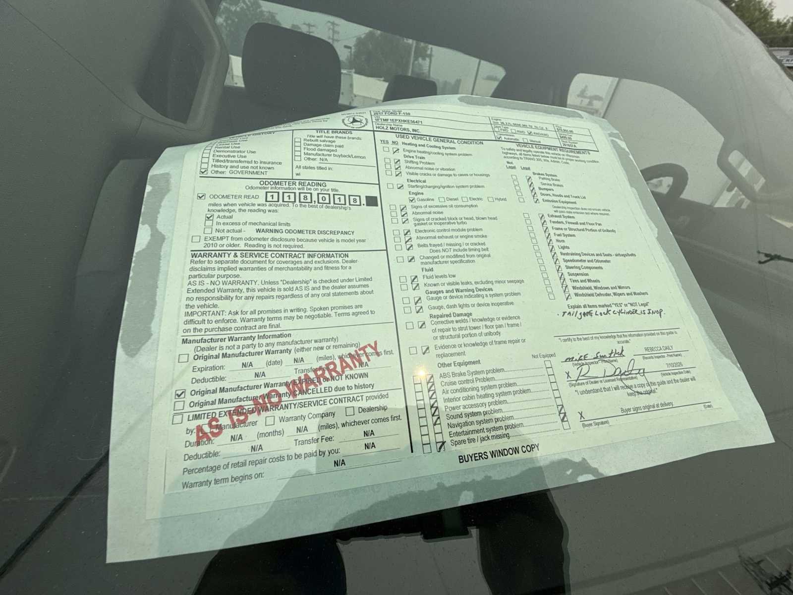Used 2017 Blue Ford XL image 26