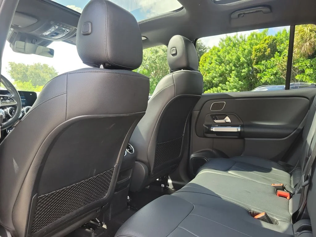 Used 2023 Black Mercedes-Benz 300 image 16