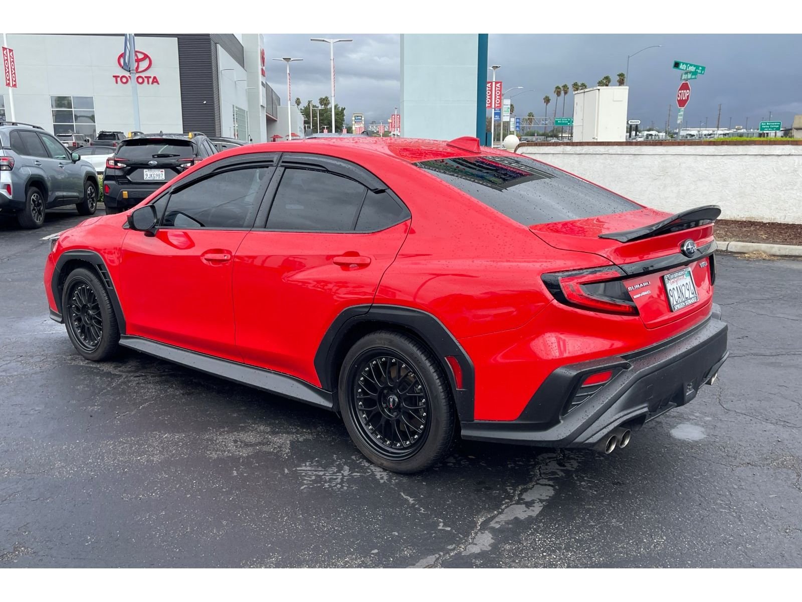 Used 2022 IGNITION RED Subaru Base image 3