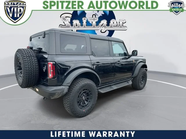 New 2026 Shadow Black Ford Badlands® image 9